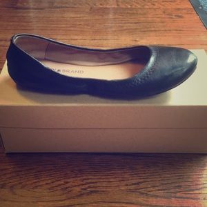 Lucky Brand black ballet flats